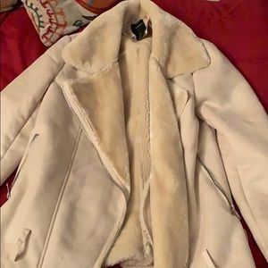 FOREVER 21 FURRY COAT !